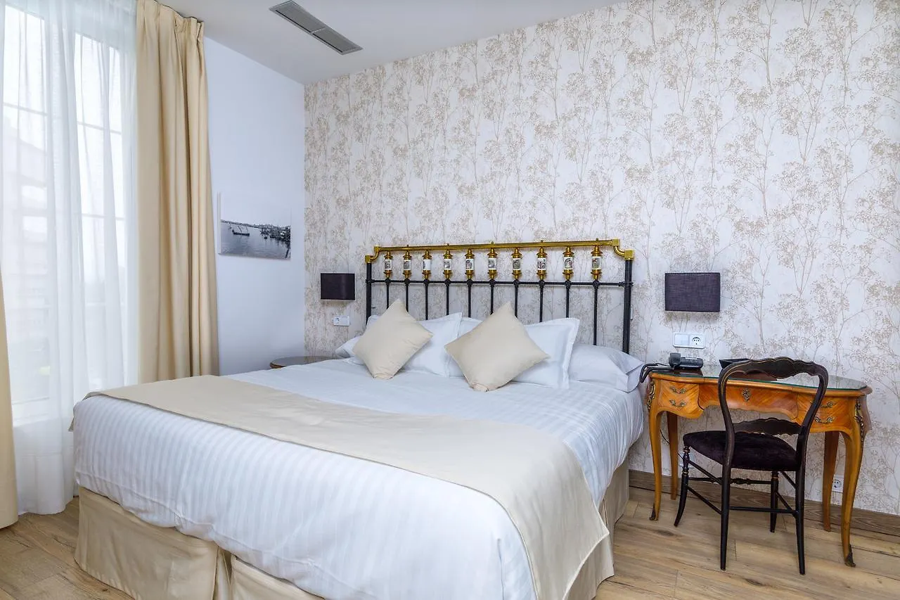 *** Gasthof Suite Home Pinares Santander Spanien